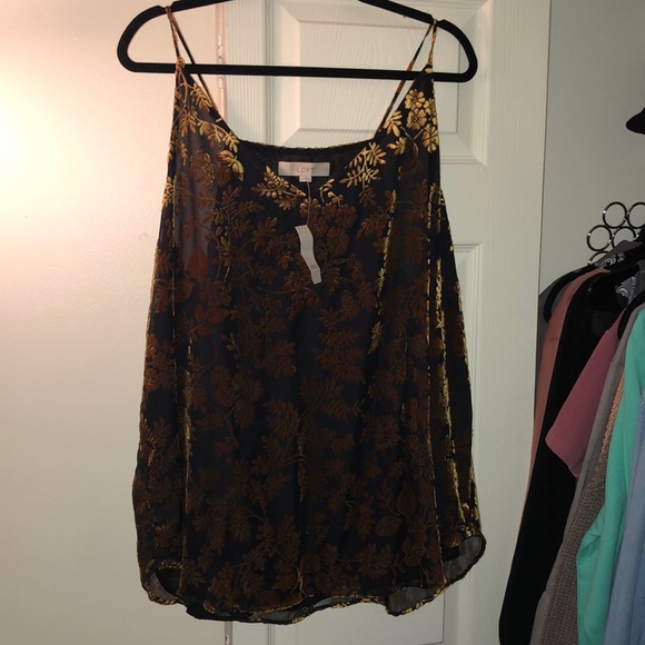 LOFT Tops - NWT Loft Gold Velvet Tank